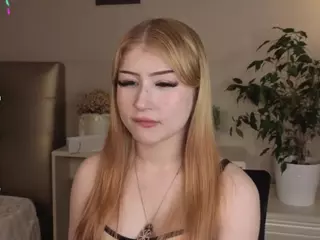 Lucy's Live Sex Cam Show