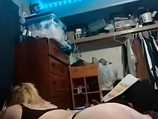bootyjudy69's Live Sex Cam Show