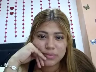 Lali30's Live Sex Cam Show