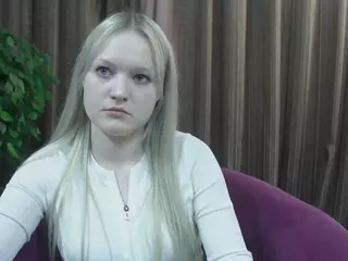 LynetteFountain's Live Sex Cam Show