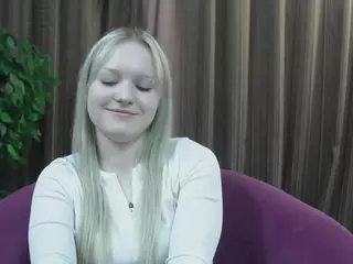 LynetteFountain's Live Sex Cam Show