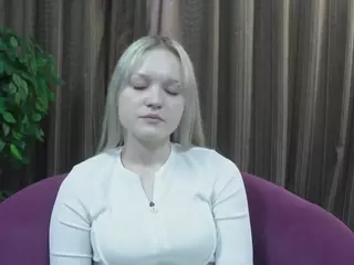 LynetteFountain's Live Sex Cam Show