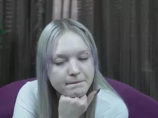 LynetteFountain's Live Sex Cam Show