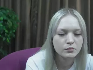 LynetteFountain's Live Sex Cam Show