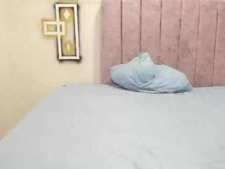manuelandlaura Live Webcam on CamSoda