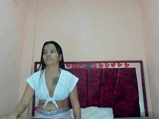 manuelandlaura Live Webcam on CamSoda