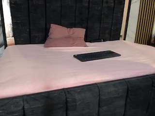 manuelandlaura live cam