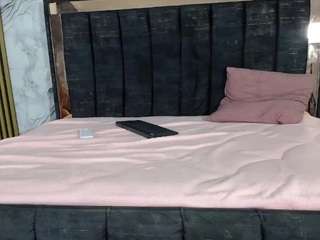 manuelandlaura live cam preview