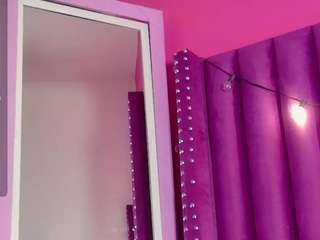 pureebonyy Live Webcam on CamSoda