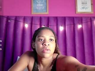 pureebonyy Live Webcam on CamSoda