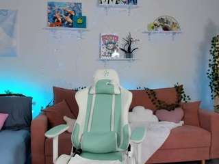 zia-ember's live room