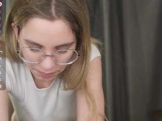 berenicecresswell's CamSoda show and profile