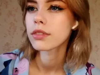 CateBonney's Live Sex Cam Show