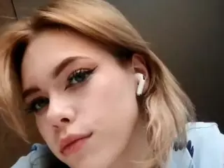 CateBonney's Live Sex Cam Show