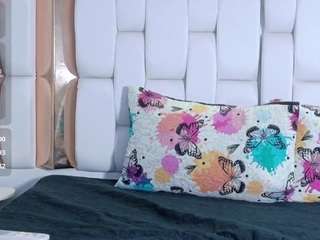 cuteindiann Live Webcam on CamSoda