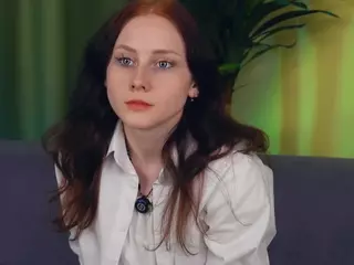 GladysDarter's Live Sex Cam Show