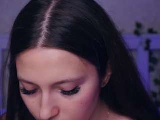 glennadell's CamSoda show and profile