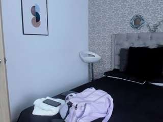 grace-hollis webcam