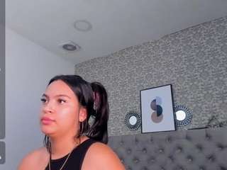 grace-hollis Live Webcam on CamSoda
