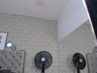  grace-hollis chat room