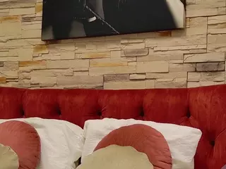 JessyBee's Live Sex Cam Show