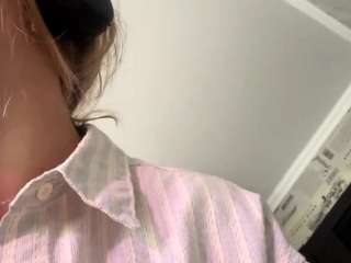 katiebeames Live Webcam on CamSoda