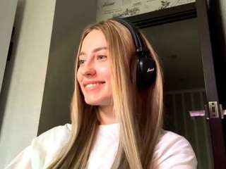 katiebeames webcam model
