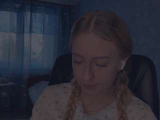 katiebeames from camsoda