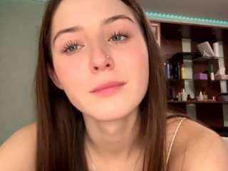 katiecroston webcam model