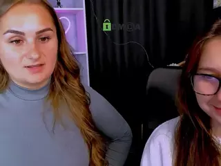 lika-le's Live Sex Cam Show