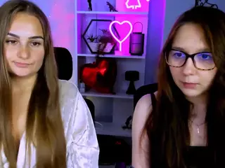 lika-le's Live Sex Cam Show