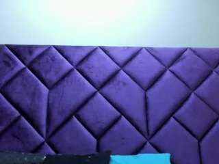 lorenn-hill webcam model