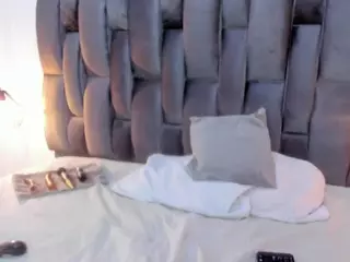 Lorenn-Hill's Live Sex Cam Show