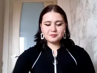LynetCurrington's Live Sex Cam Show