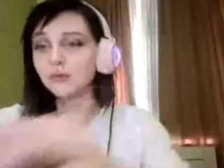 MaudFoulk's Live Sex Cam Show
