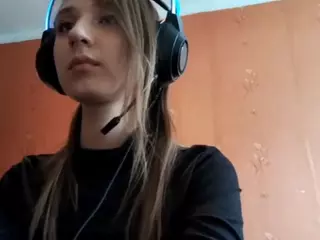 SunnivaAlison's Live Sex Cam Show