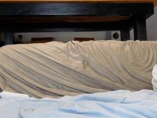 Tayteelswick's cam show statistics and live stream