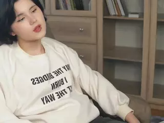 ZaraBrookins's Live Sex Cam Show