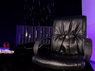 Giadior's Live Sex Cam Show