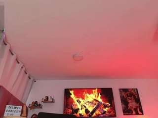 girl-hotbicth Live Webcam on CamSoda