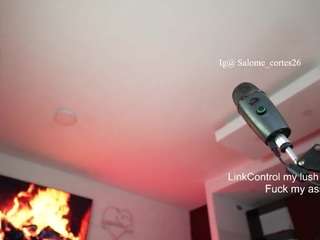 girl-hotbicth Live Webcam on CamSoda