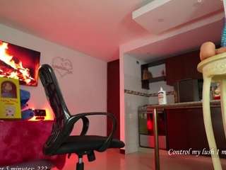 girl-hotbicth live cam