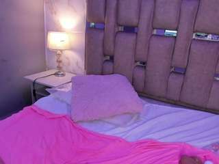 milfjanna Live Webcam on CamSoda