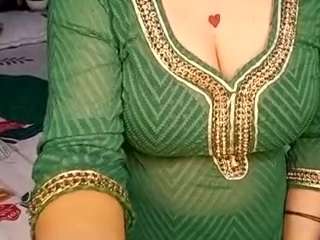 Priya-32