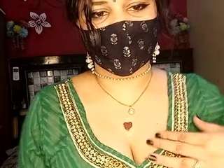 Priya-32