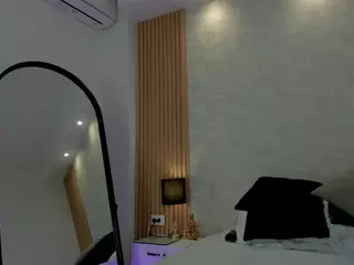 AlanaRosee's Live Sex Cam Show