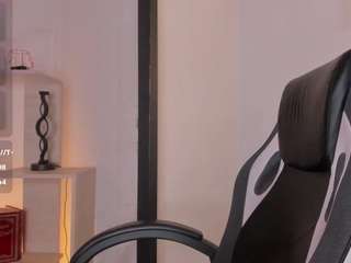 cleowhite's CamSoda show and profile