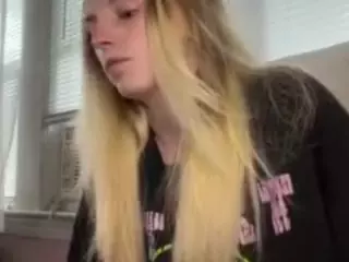 Lila-Mackey's Live Sex Cam Show