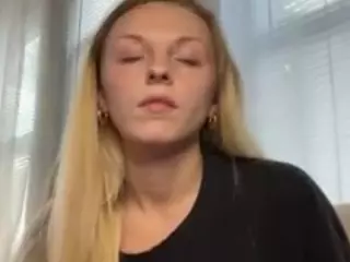 Lila-Mackey's Live Sex Cam Show