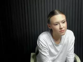 Gwen's Live Sex Cam Show